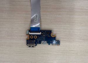 Дополнительная плата USB + Картридер Б/У HP 15-ra022ur