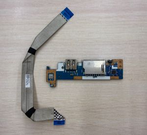Дополнительная плата USB + Картридер Б/У Lenovo IdeaPad 3 15ITL6