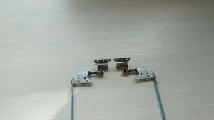 Петли Б/У DELL Inspiron M501R