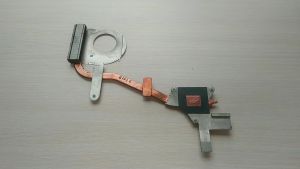 Радиатор охлаждения Б/У DELL Inspiron M5010