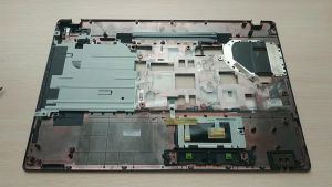 Палмрест (низ с тачпадом) Б/У Acer TravelMate 5542G