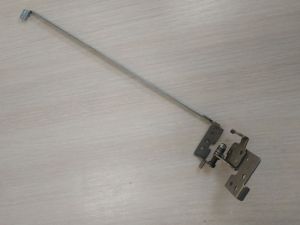 Петли Б/У Samsung NP355V (Правая)
