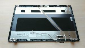 Крышка матрицы Б/У Lenovo IdeaPad Z585