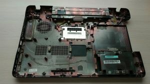 Низ (корыто) Б/У Toshiba Satellite C660D