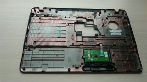 Палмрест (низ с тачпадом) Б/У Toshiba Satellite C660