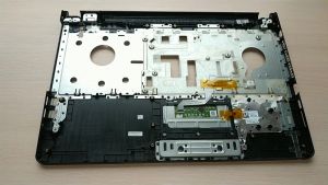 Палмрест (низ с тачпадом) Б/У DELL Vostro 3558