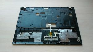 Палмрест (низ с тачпадом) Б/У Samsung RV408