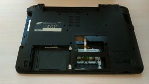Корпус ноутбука (комплект) Б/У Samsung R525