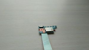 USB + Картридер Б/У HP 15-BW546UR
