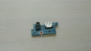 Дополнительная плата USB + AUX Б/У Lenovo IdeaPad B51-30