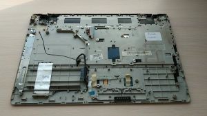 Палмрест (низ с тачпадом) Б/У Samsung NP300E5Z