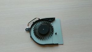 Кулер Б/У DELL Inspiron 3552