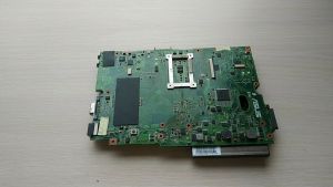 Материнская плата ASUS K50 (Intel Pentium T4500, SOC, встроенная видеокарта, рабочая)