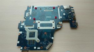 Материнская плата Acer Aspire E5-572G (без процессора, HM86, Nvidia GeForce GT 840M, нерабочая, донор компонентов)