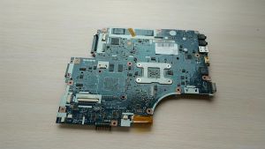 Материнская плата Acer Aspire 5542G (без процессора, AMD RS880M, ATI Radeon HD 5470, нерабочая, донор компонентов)