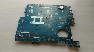 Материнская плата Asus X53U (AMD E-350, AMD M1, встроенная видеокарта, нерабочая, донор компонентов)