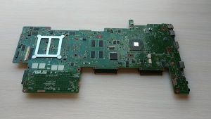 Материнская плата ASUS K72 (без процессора, HM55, ATI Radeon HD 4500, нерабочая, донор компонентов)