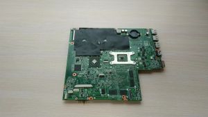 Материнская плата Lenovo IdeaPad Z580 (без процессора, AMD M1, AMD Radeon HD 7690M, нерабочая, донор компонентов)