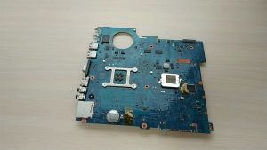 Материнская плата Samsung RV520 (без процессора, HM65, Nvidia GeForce GT520M, нерабочая, донор компонентов)
