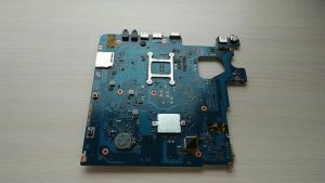 Материнская плата Samsung NP300E5X (без процессора, HM75, встроенная видеокарта, нерабочая, донор компонентов)