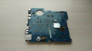 Материнская плата Samsung RV513 (AMD E-450, AMD M1, AMD Radeon HD 6470, нерабочая, донор компонентов)