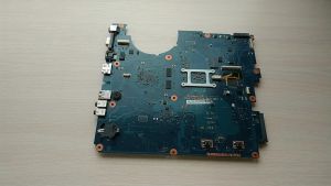Материнская плата Samsung R525 (без процессора, AMD RS880M, ATI Radeon HD 5470, нерабочая, донор компонентов)