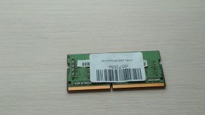 Оперативная память Б/У Hynix DDR4 SO-DIMM 4 ГБ 2400 МГц