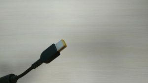 Блок питания Б/У LENOVO 20V 65W Прямоугольный 3pin