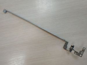 Петли Б/У Acer Aspire 5542 (Правая)