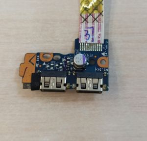 Кнопка включения Б/У Samsung NP355V5X